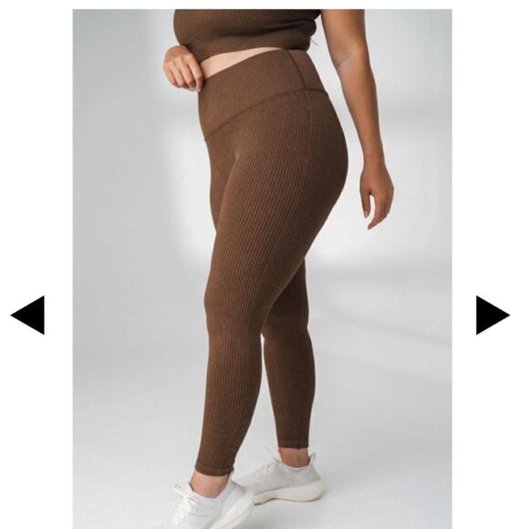 Balance Athletica The Channel Pant leggings Small - Picture 2 of 6